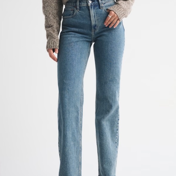 Abercrombie & Fitch Denim - Abercrombie & Fitch Women's high rise 90s relaxed curve short